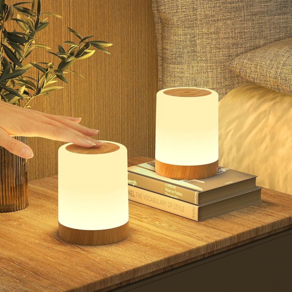 Dimmbare Nachttischlampe
